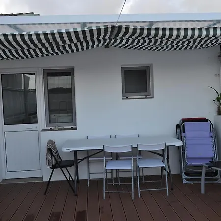 Captain's Terrace Apartamento *